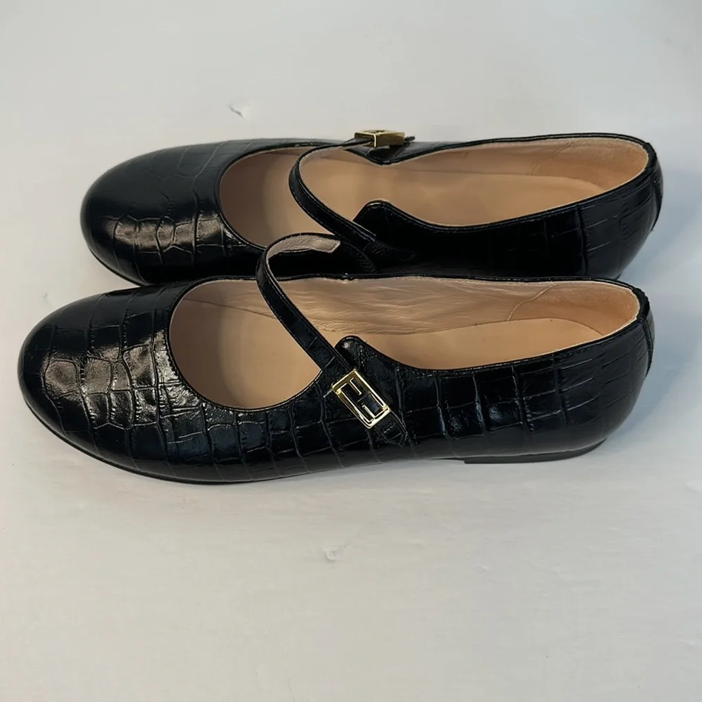 FENDI New Kids cute Black Leather Shoes in size 36 100% Authentic